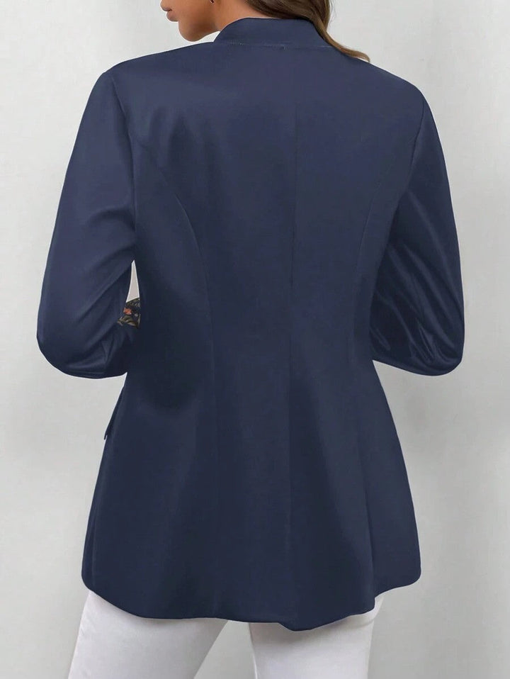 Tweed Cardigan – Stylish and Versatile