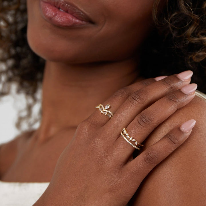 Refined cubic zirconia ring with a subtle shine