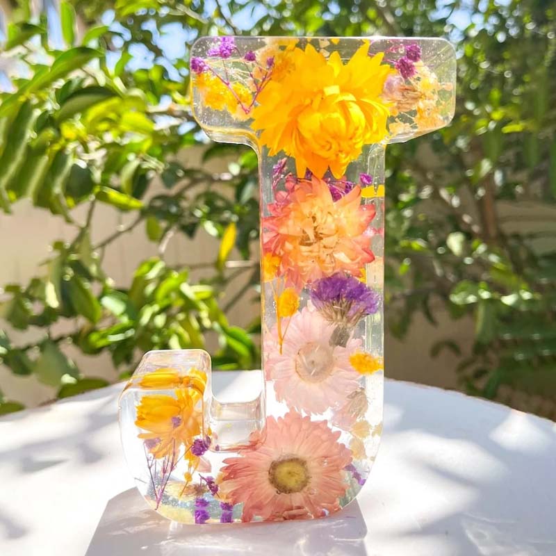 LumiFlair Floral Initial Night Light | Personalised Resin Light with Soft LED Light