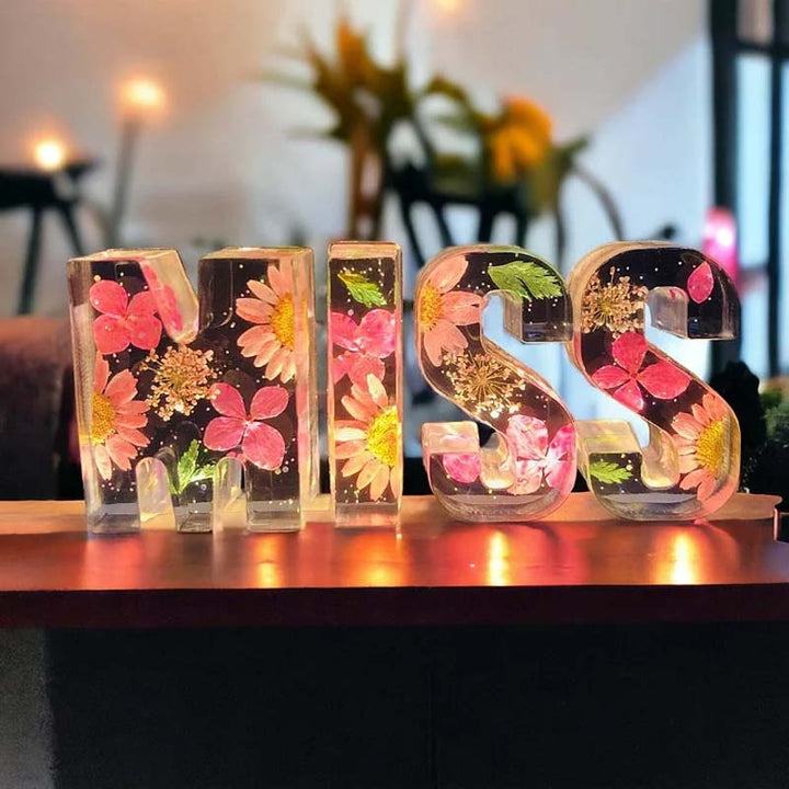LumiFlair Floral Initial Night Light | Personalised Resin Light with Soft LED Light