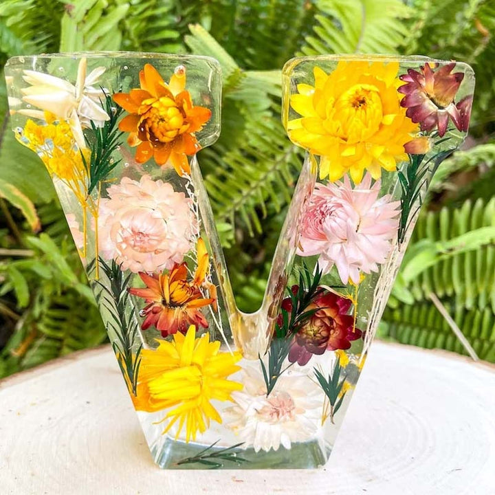 LumiFlair Floral Initial Night Light | Personalised Resin Light with Soft LED Light