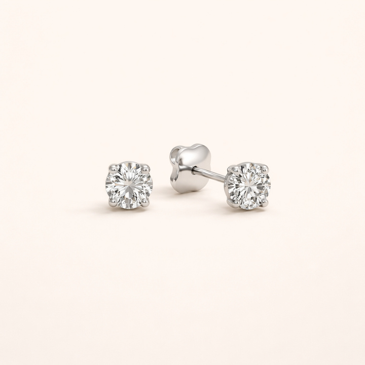 White gold earrings with moonstone charm