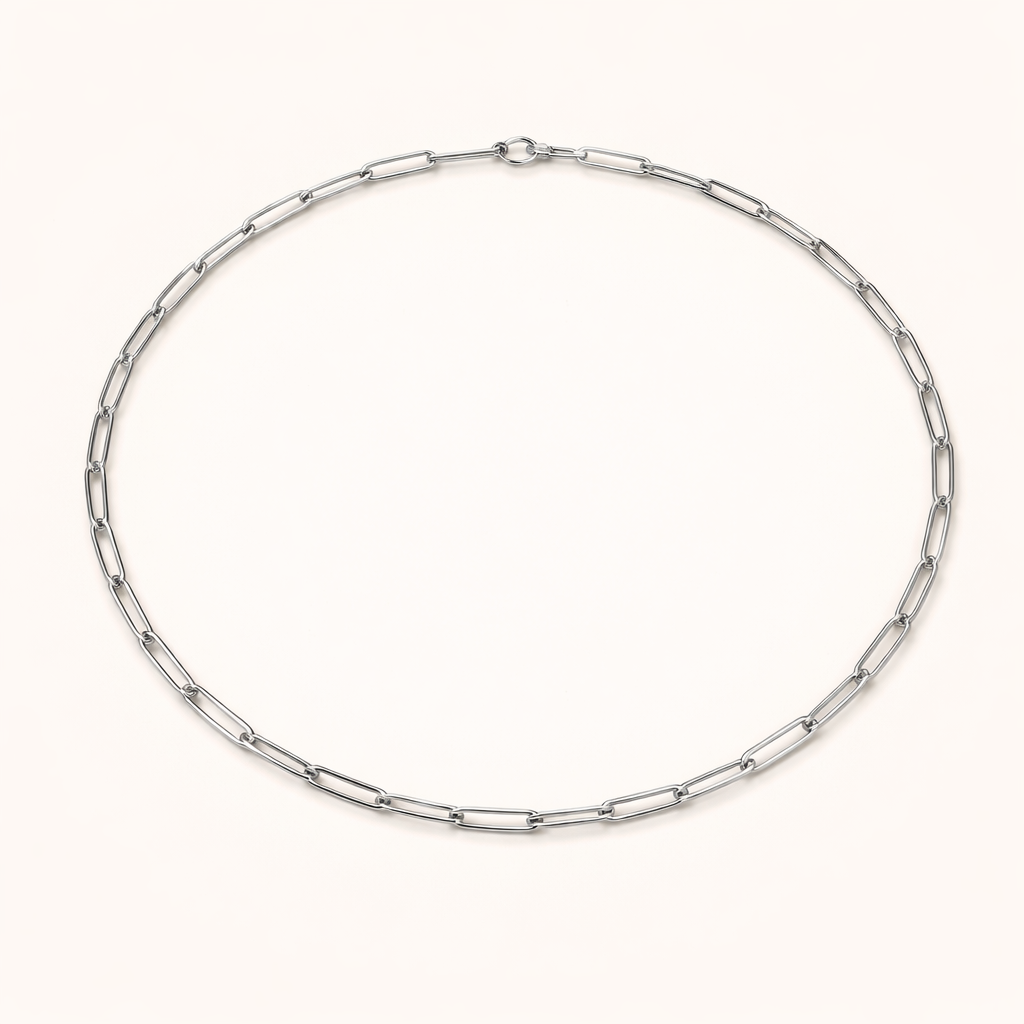 Refined white gold necklace with subtle shine