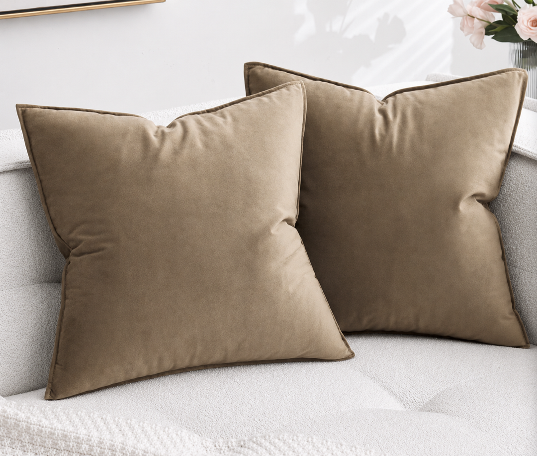 Liorenn – Chenille Cushion Cover with Stitched Edge