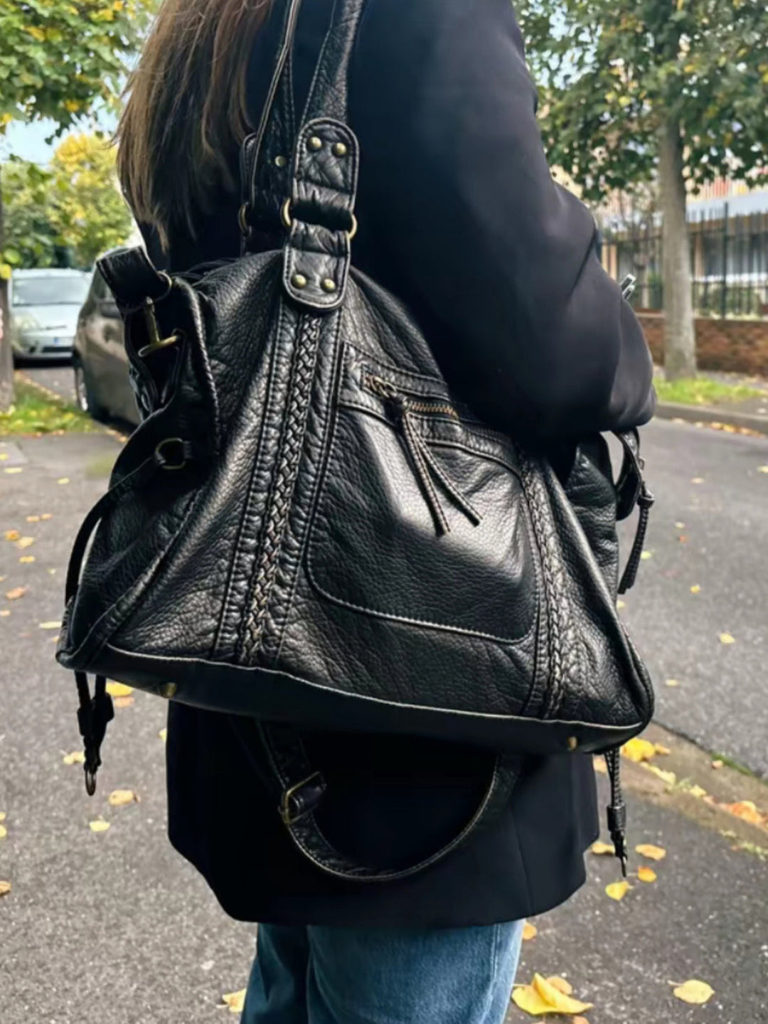 Feminine Elegance Shoulder Bag