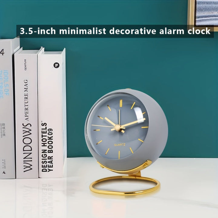 Nordic Silent Desk Clock – Luminous Hands and Metal Frame