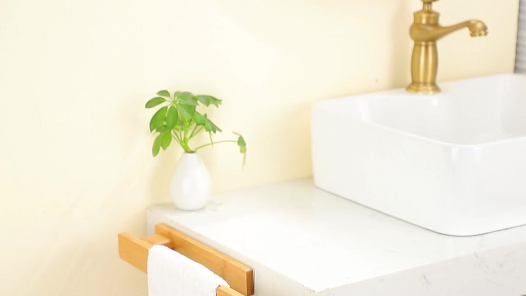 Modern Wooden Towel Rail – Elegant Wall Mounting Without Tools