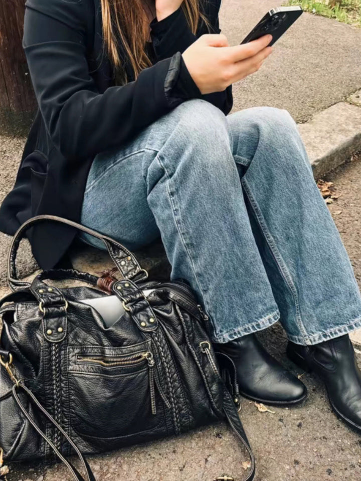 Feminine Elegance Shoulder Bag