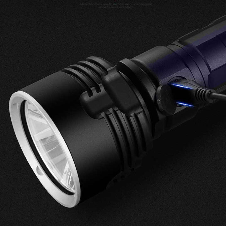 Wasserdichte LED-Taschenlampe mit hoher Leistung