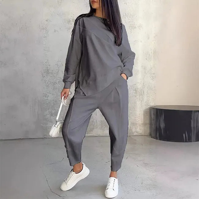 Two-piece set: casual long-sleeved sweatshirt and joggers