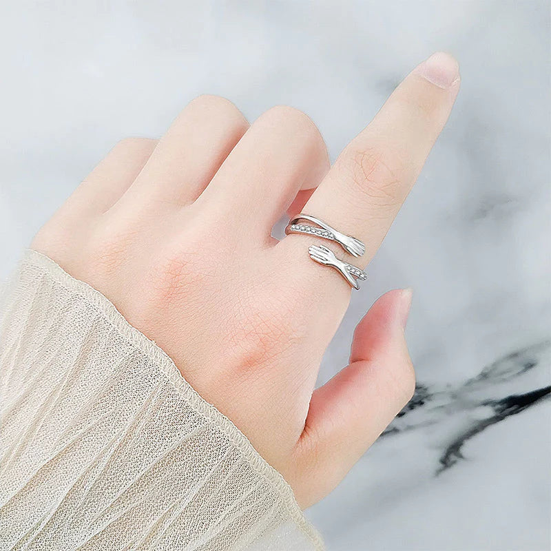 Best Gift – Hug Ring