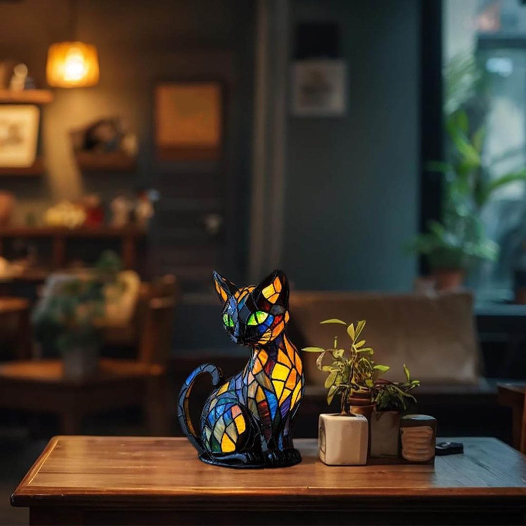 Decorative Cat-Shaped Lamp with Mosaic Design and Warm Ambient Light – Elegant Home Decor