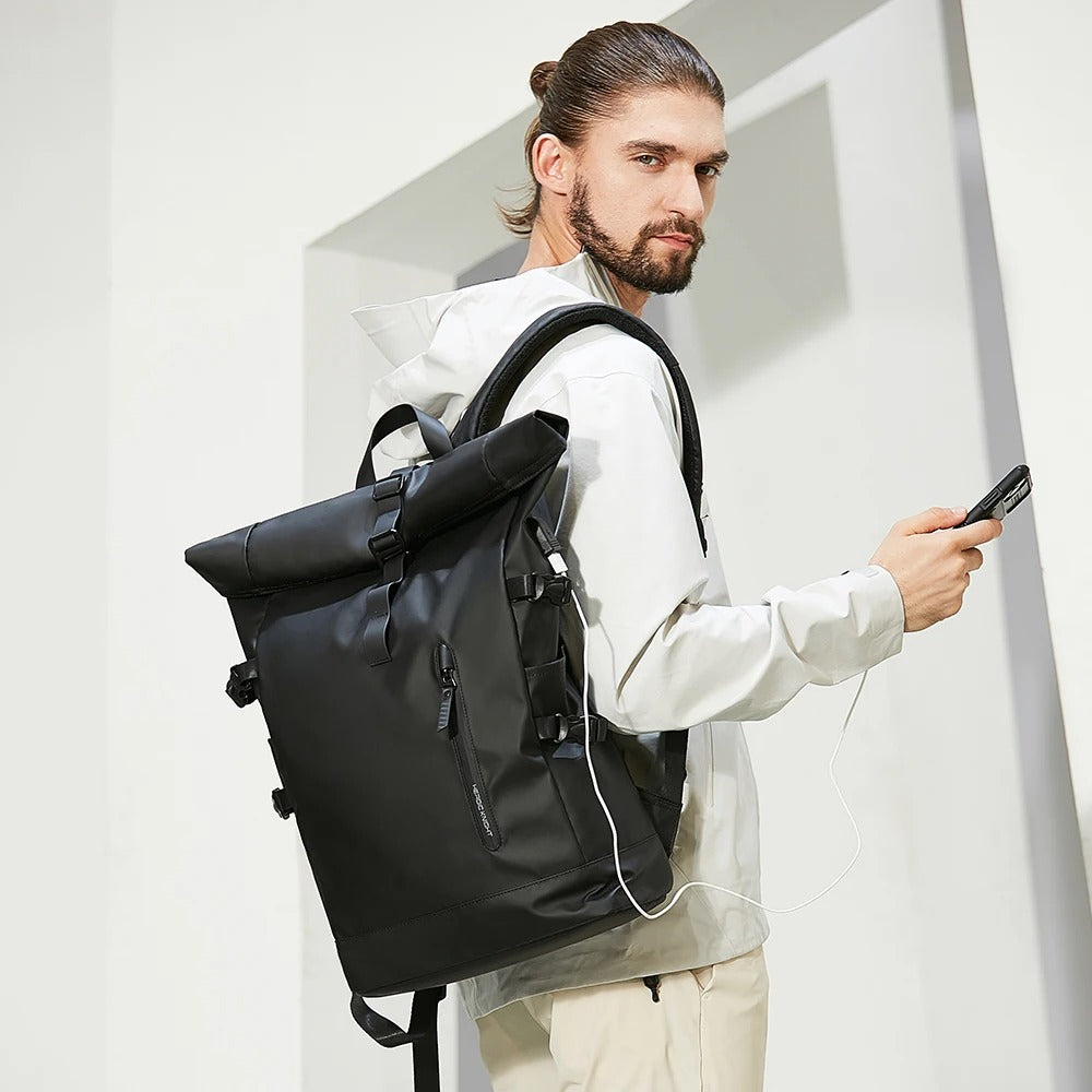 3-in-1 Bike Bag and Backpack – Waterproof, Adjustable Storage for Every Ride