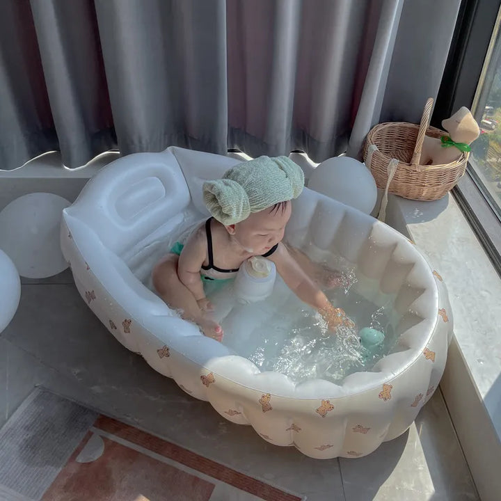 BubbleNest – Inflatable Travel Baby Bath