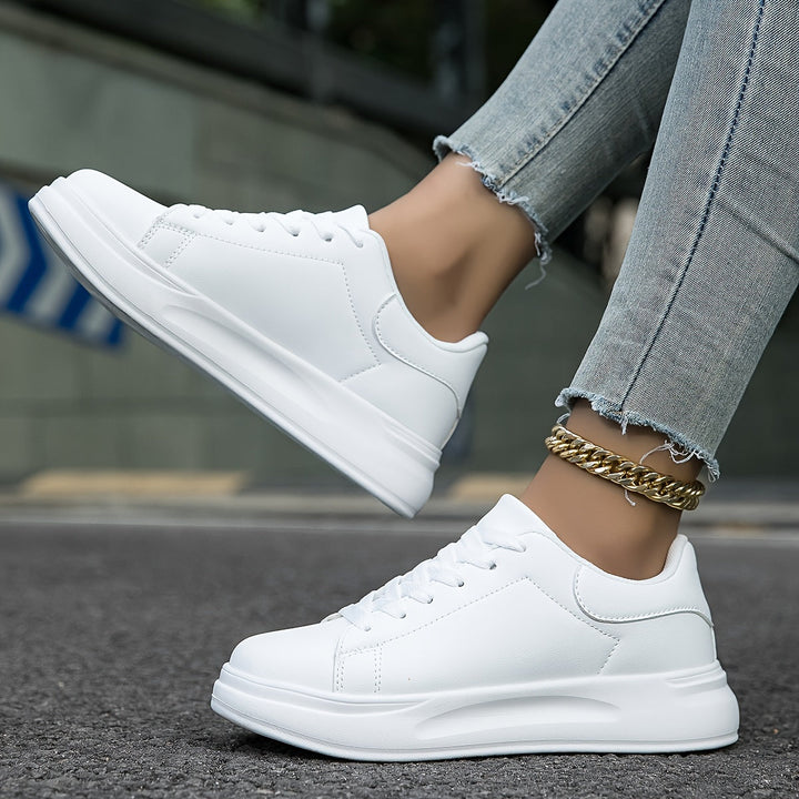 Women’s Sneakers – Supportive and Stylish Everyday Footwear