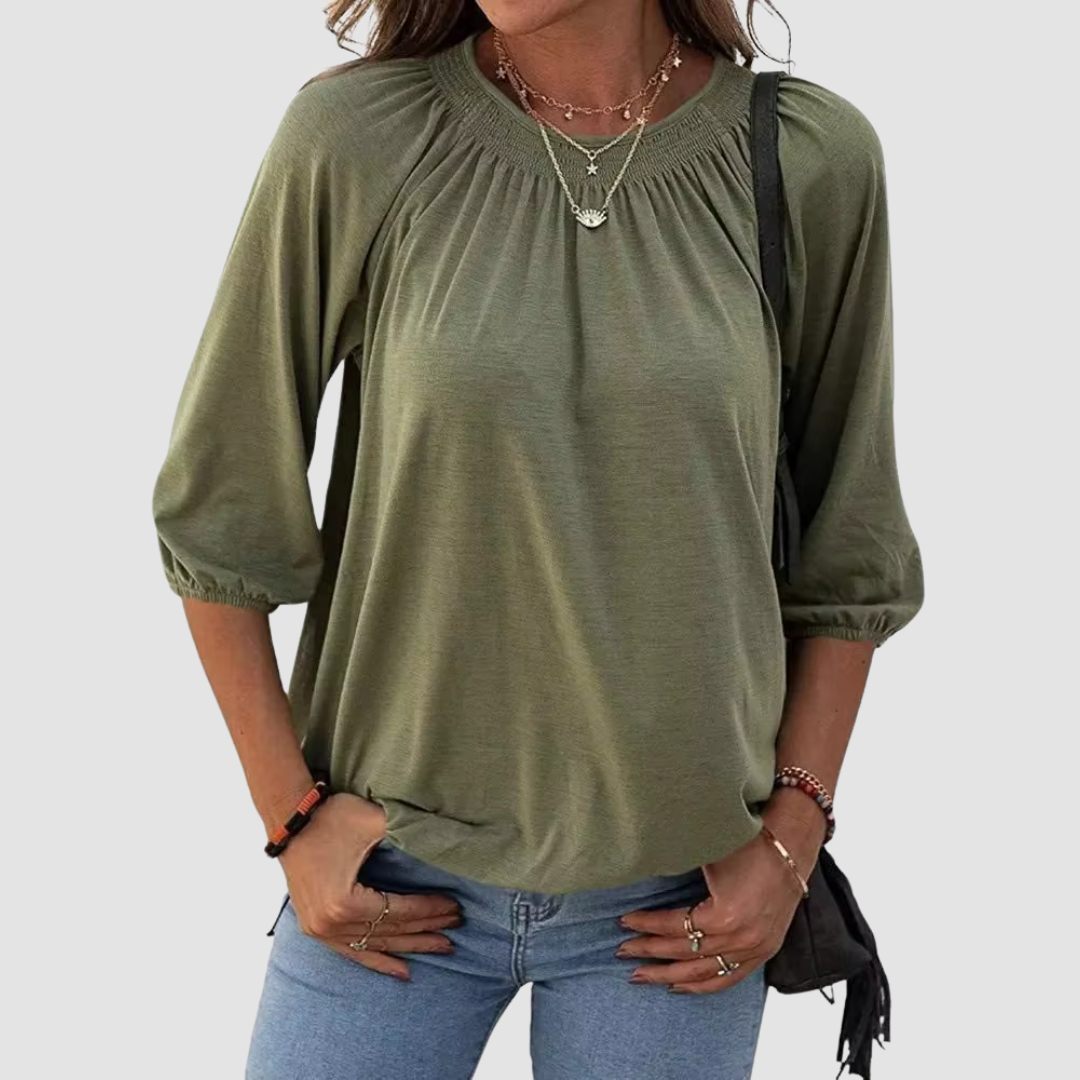 Loose-Fit Women’s Top with Half Sleeves