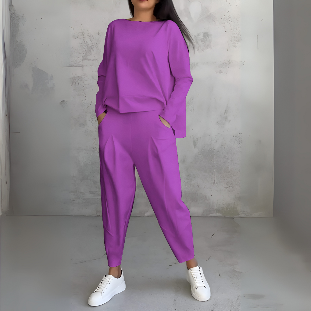 Two-Piece Leisure Suit with Round Neck and Long Sleeves