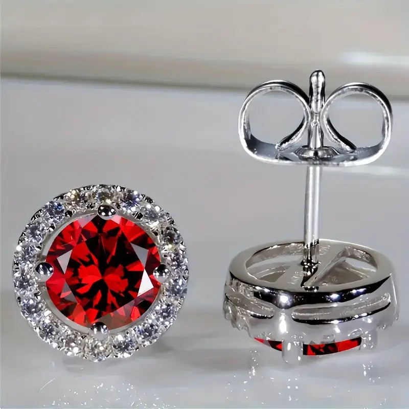 Elegant white gold earrings with a refined look
