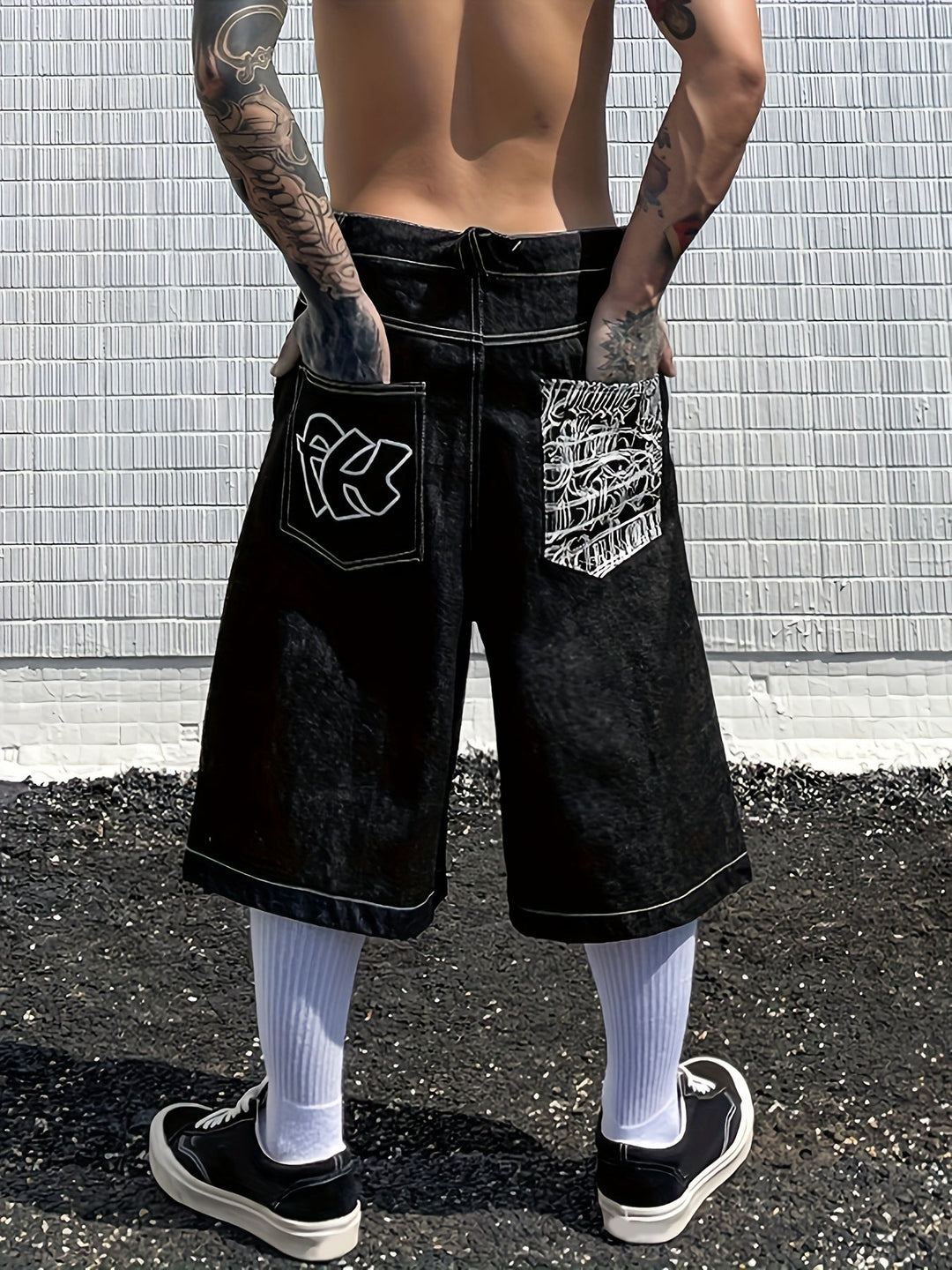Casual Denim Bermuda Shorts – Loose Fit with Elegant Floral Embroidery