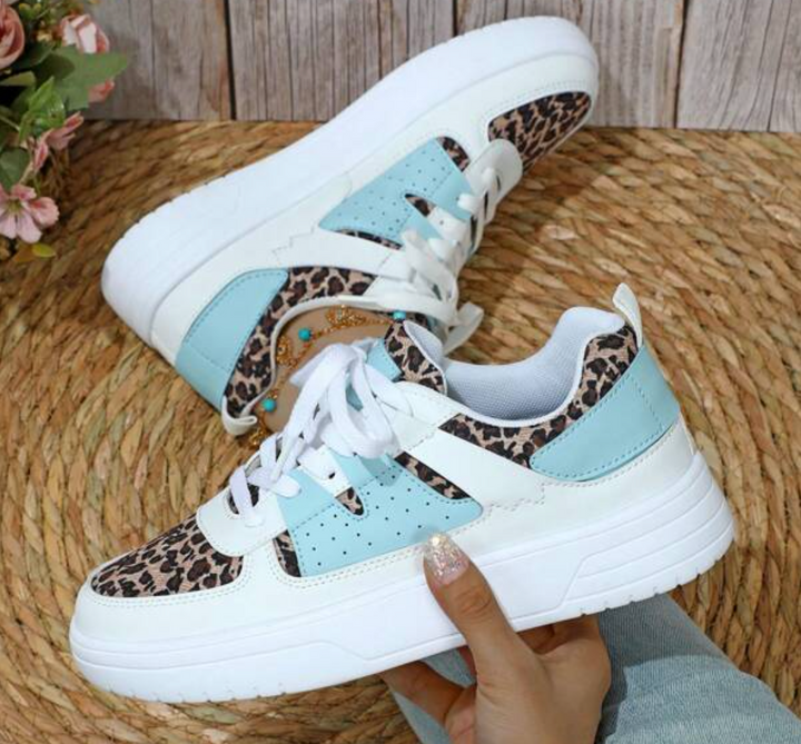 Women’s Sneakers Sporty Comfort with Everyday Elegance