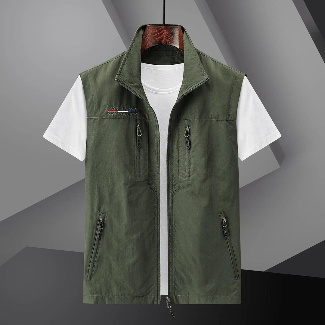 Multi-Pocket Utility Men’s Summer Travel Vest