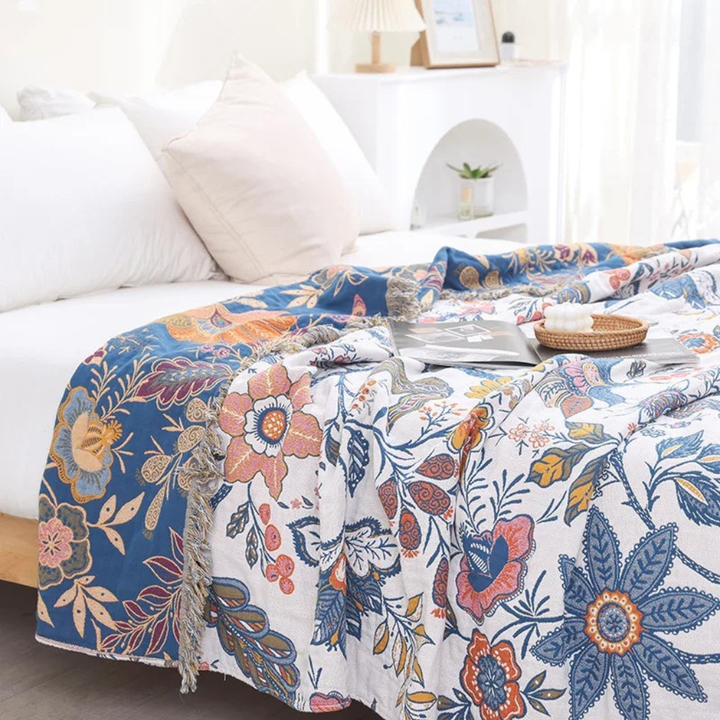 Floral Pattern Throw Blanket