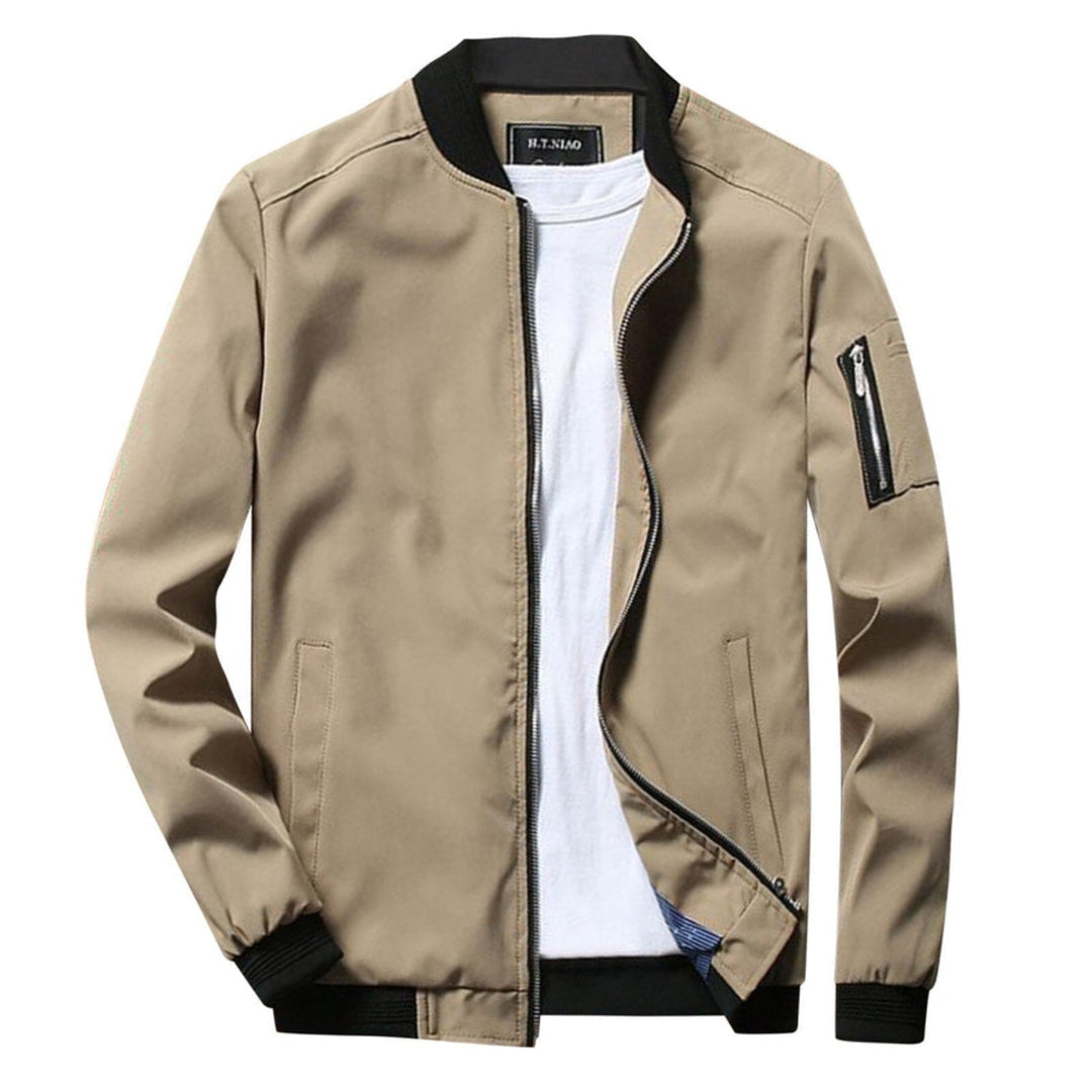 Lightweight Zip-Up Jacket for Men with Practical Pocket