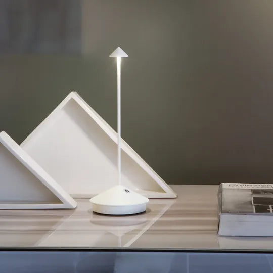 Cordless LED Table Lamp - LumeStijl