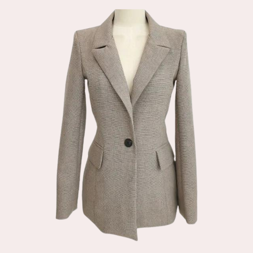 Nova Women’s Suit – Power & Elegance Combined