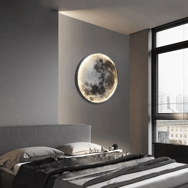 Lunatic Moonlight – Enchanting Moonlit Ambiance for Your Home