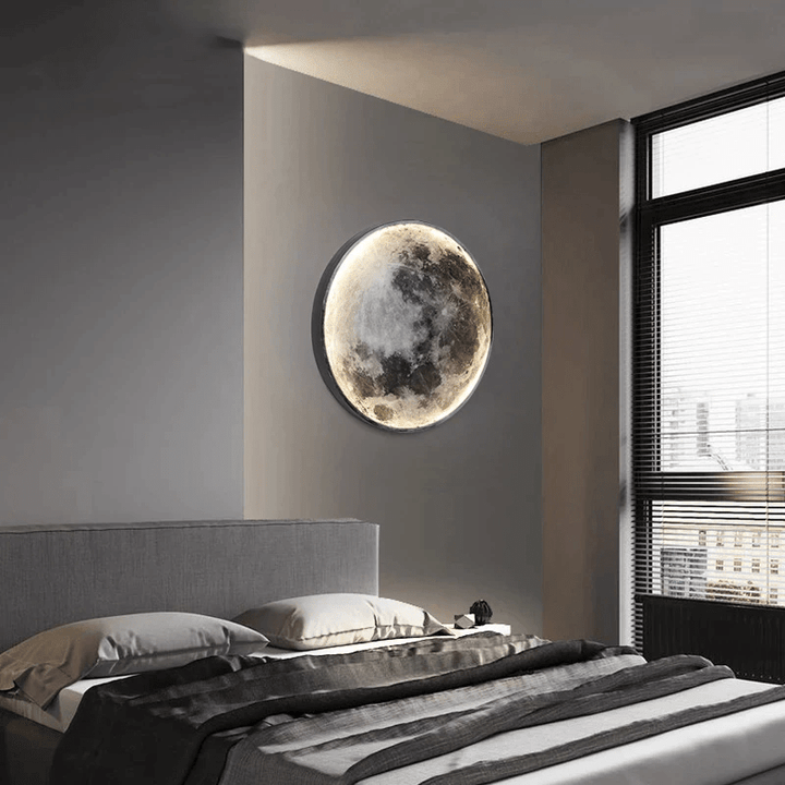 Lunatic Moonlight – Enchanting Moonlit Ambiance for Your Home