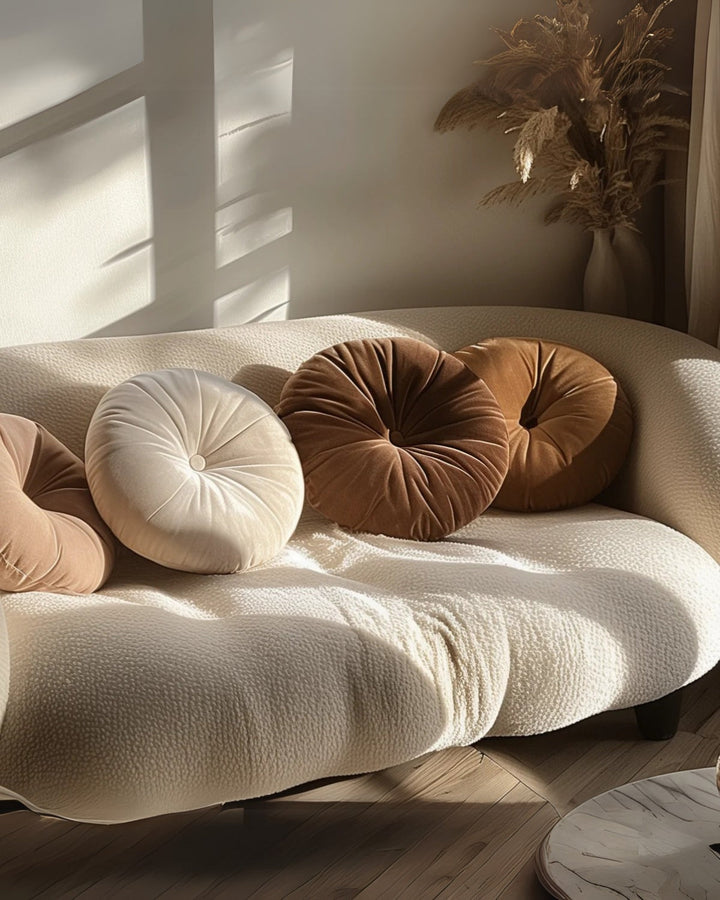 Poetica – Round Cushion in Modern Design