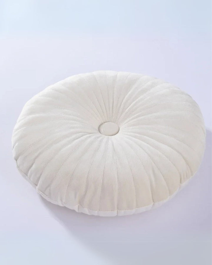 Poetica – Round Cushion in Modern Design