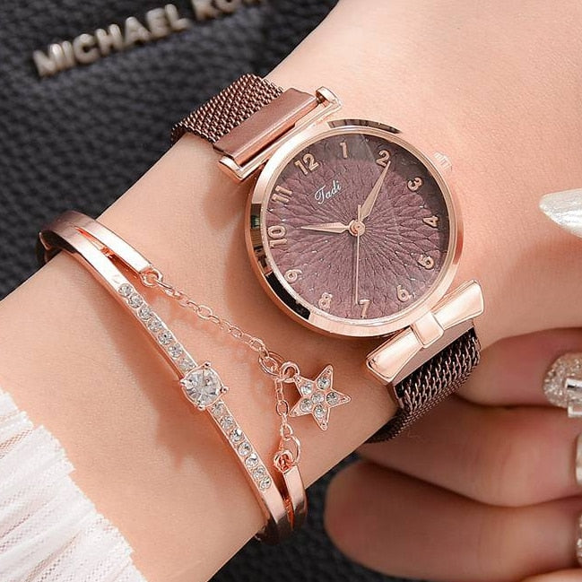 Watch with Magnetic Strap