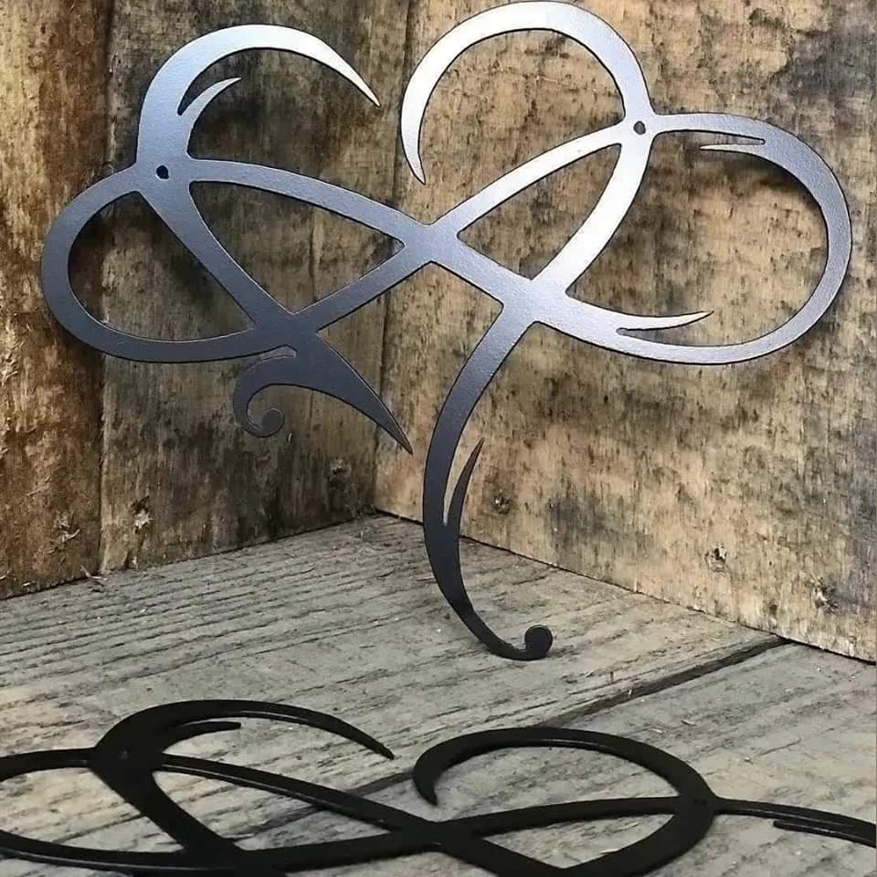 LoveBound - Elegant Heart and Infinity Symbol Wall Decoration