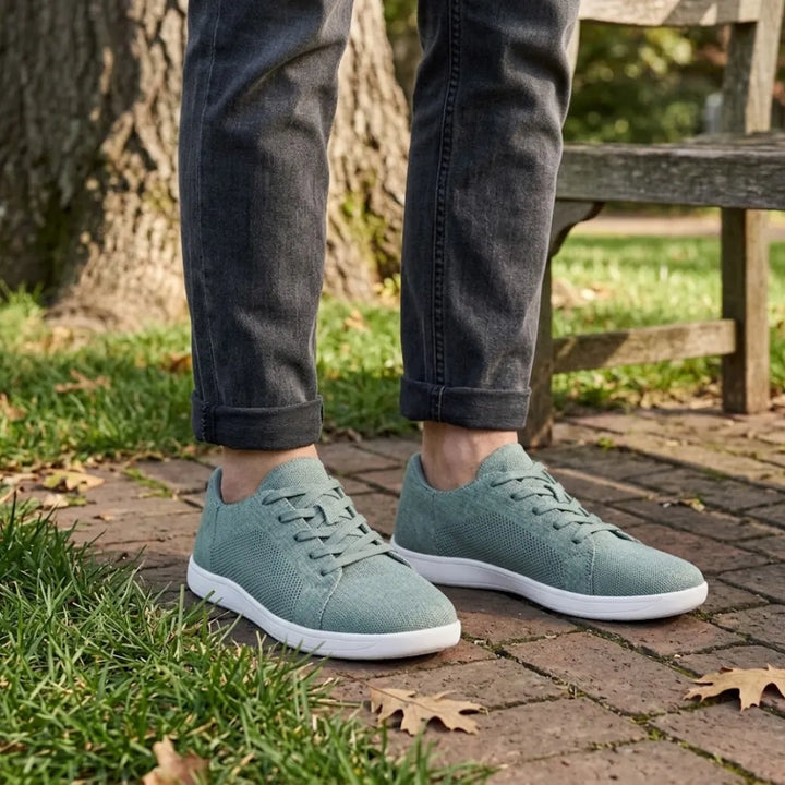 Unisex barefoot trainers with wide toe box and breathable mesh