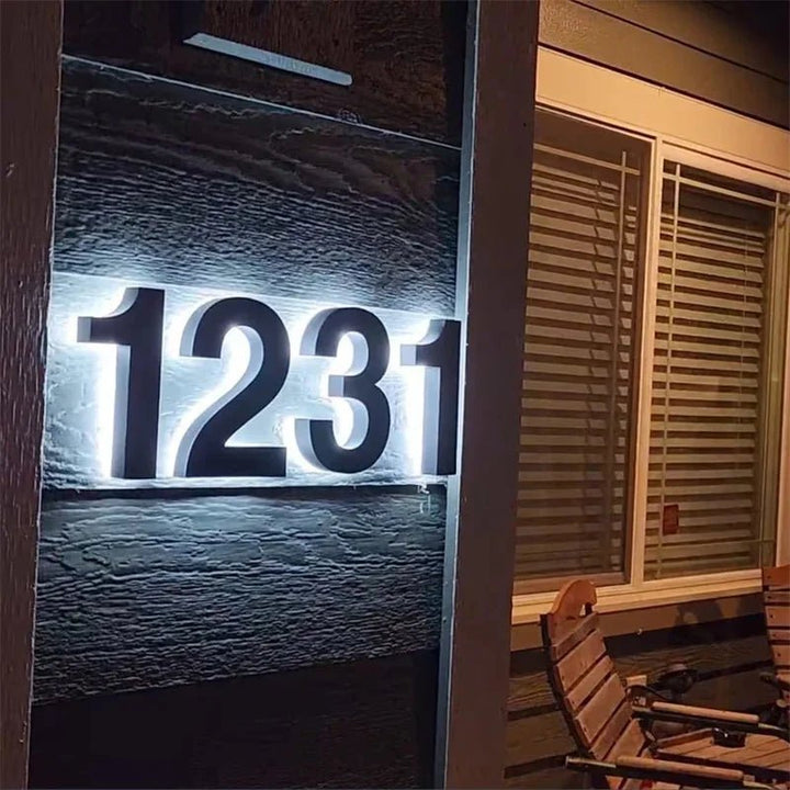 LICHTZEICHEN – Customizable LED House Numbers for Modern Homes