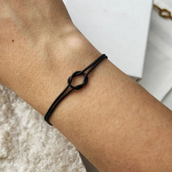 Elva Minimalist Knot Bracelet