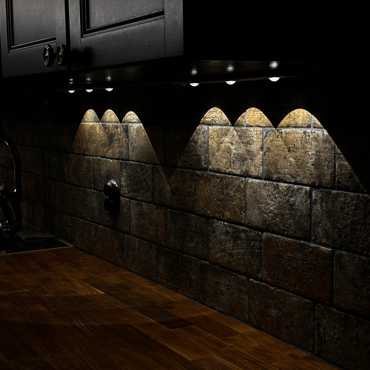 Nora | Wireless LED with Motion Sensor