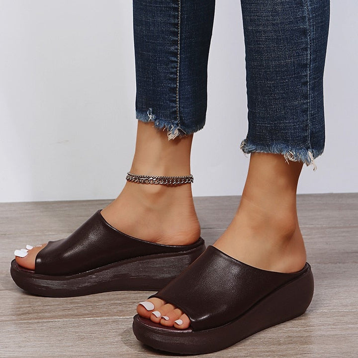 Luxury Comfort Slippers with Ergonomic Design – Seraphina