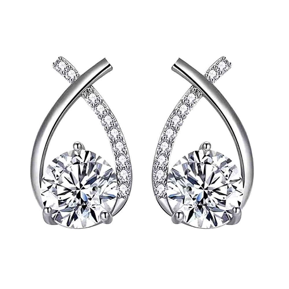 Elegant White Gold Earrings with Subtle Shine