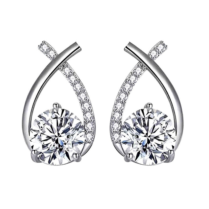 Elegant White Gold Earrings with Subtle Shine