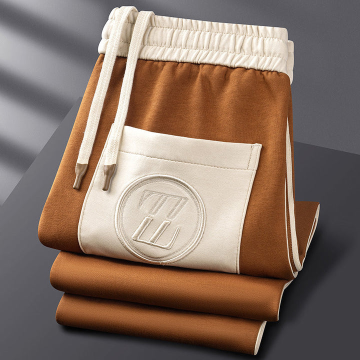 The Tracksuit – The Perfect Blend of Style and Ease