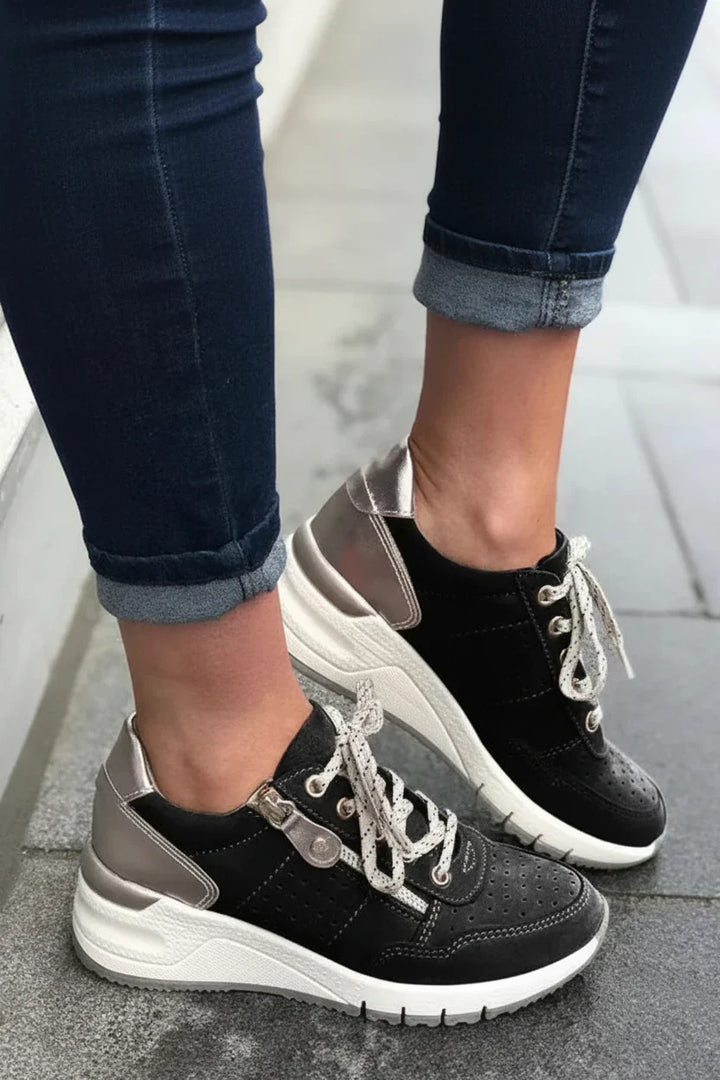 Orthopaedic Walking Shoe - Daniela