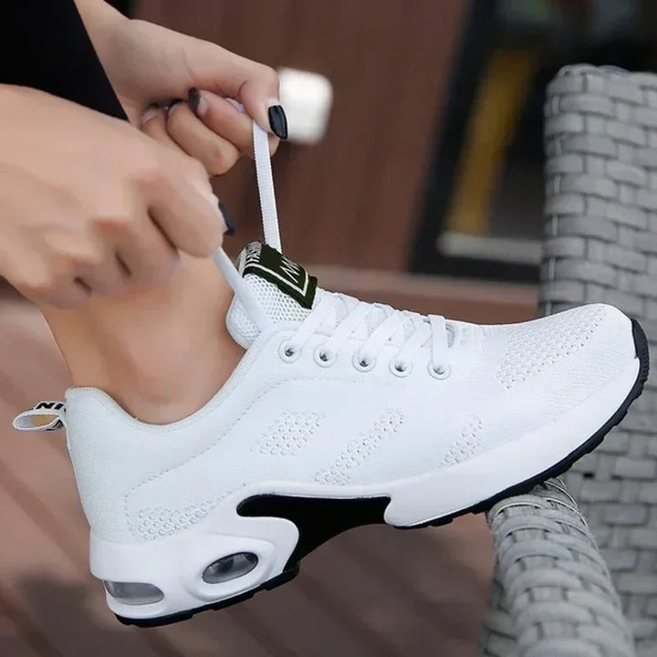 Orthopaedic Trainers for Pain Relief – Optimal Comfort and Arch Support