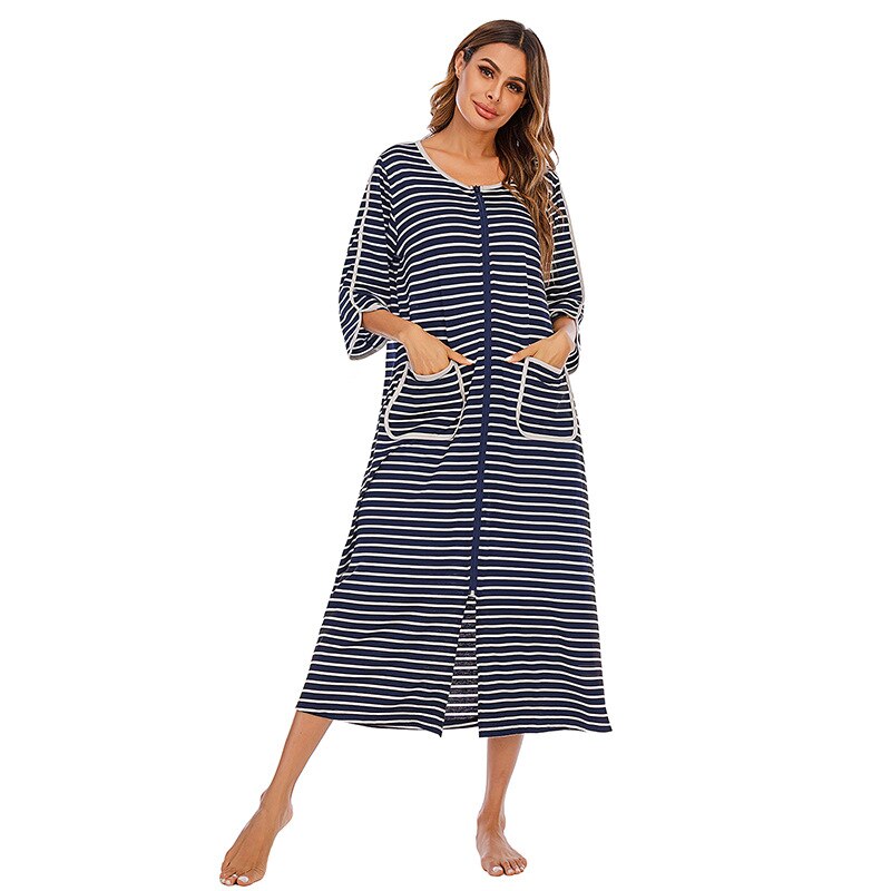 Hooded Dressing Gown with Zip