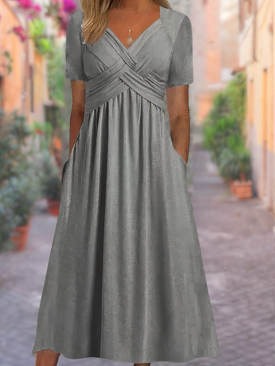 Stylish summer dress with a V-neck - Comfortable and airy