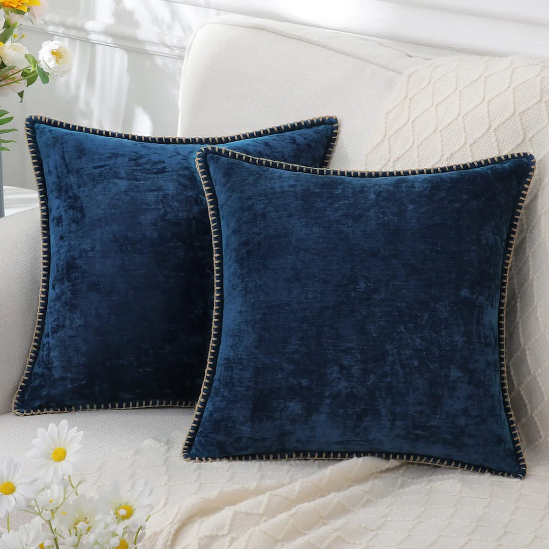Liorenn – Chenille Cushion Cover with Stitched Edge