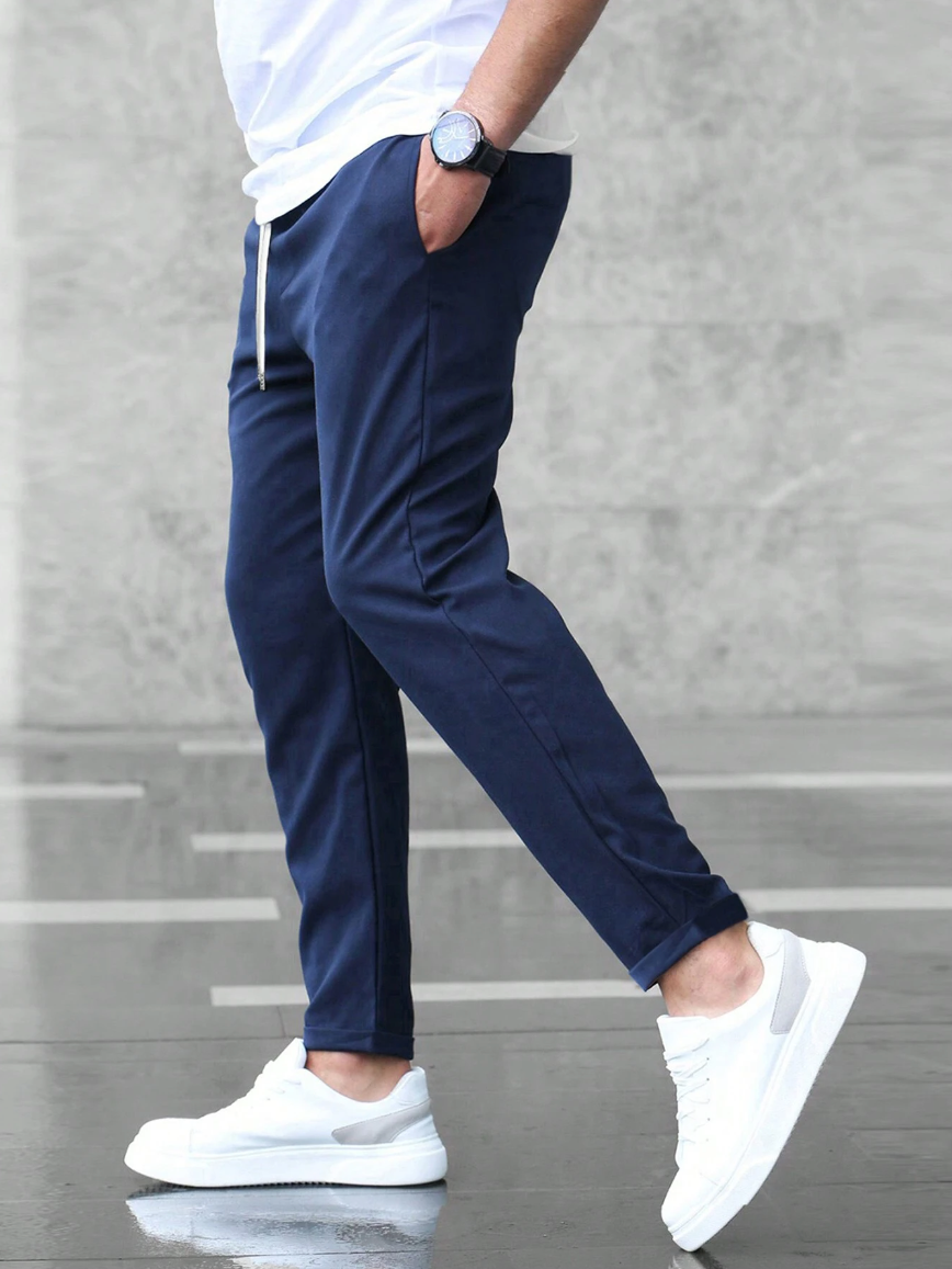Men’s Stretch Trousers – Modern Fit for Work and Casual Wear