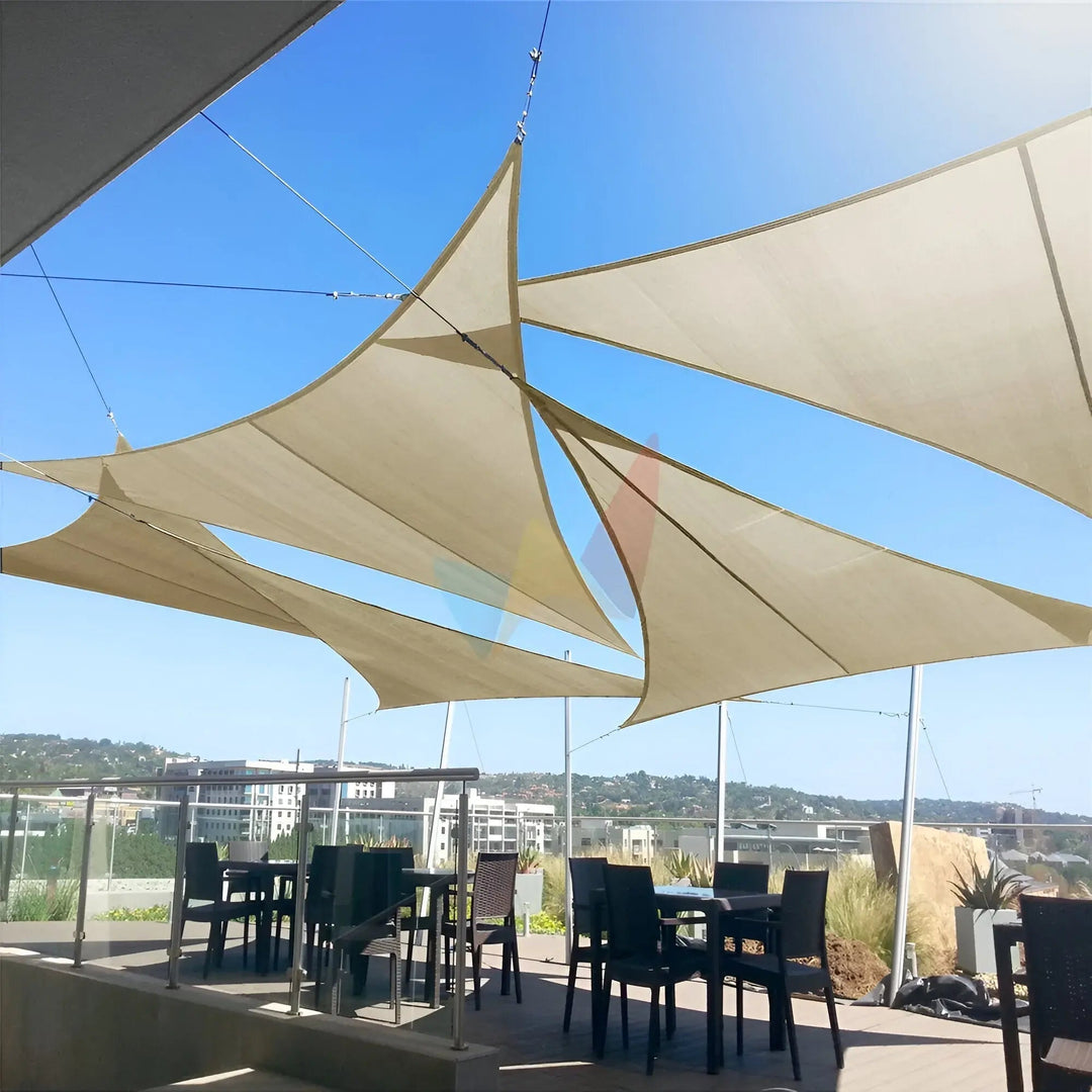 Sonnensegel | Dreieckiges Schattensegel für die Terrasse | UV-Schutz und wasserabweisend | AeriCover